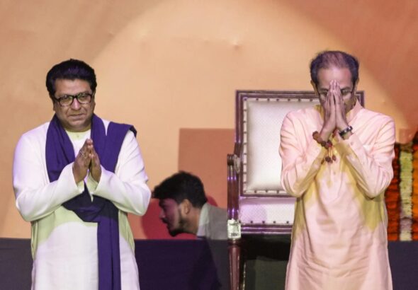 Hindi Vs Marathi Rar Uddhav-Raj's Jugalbandi increases political stir, who is threatened by Thackeray brothers' new friendship